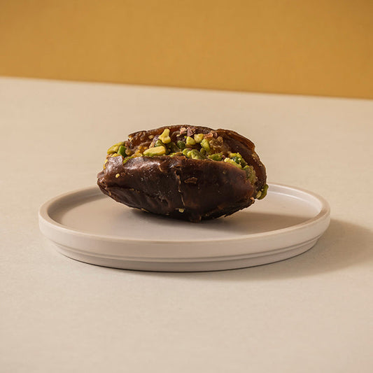 Dates Filled with Pistachios & Mandarin 1Kg Pack